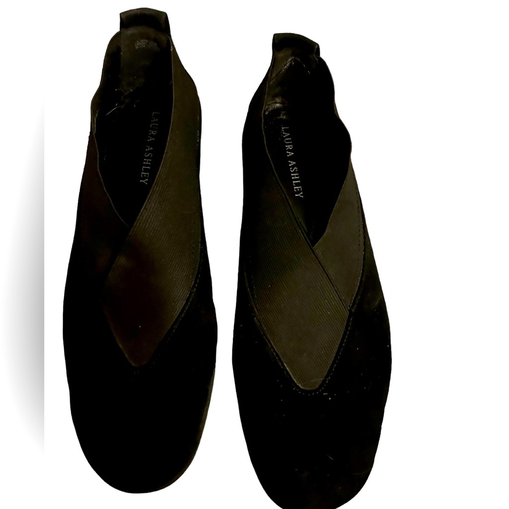 Laura Ashley size 9 black suede wedges in great pre- owned condition. - Picture 3 of 5